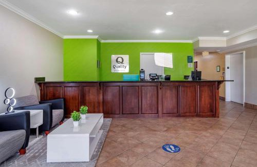 Demopolis Hotel | Quality Inn & Suites Demopolis