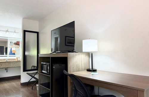 Greenville Hotel | Quality Inn & Suites Greenville I-65