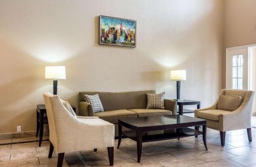 Auburn Hotel | Quality Inn University Area