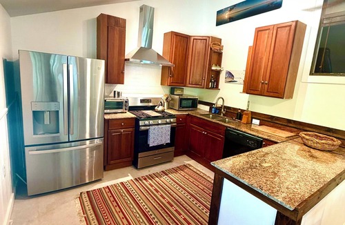 Saint Bernard House | Quiet cabin minutes away from world-class fisheries