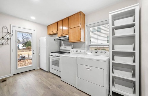 Hapeville House | Quiet & Comfy Perfect location for World Cup. Airport 5 mins/MBenz 10 mins