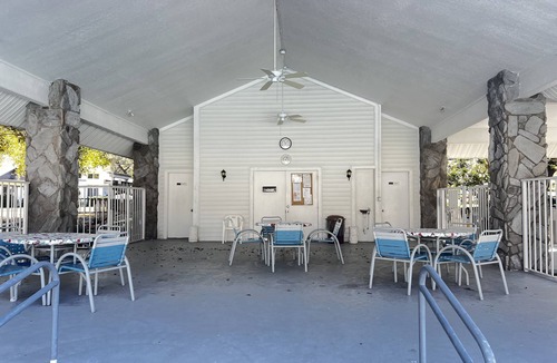 Plymouth Condo | Quiet community, 40 min from the beach, 20 min from theme parks. Newly Renovated