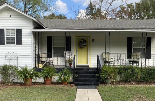 Freestate Cottage | Quiet country cottage - 5 min from major interstates