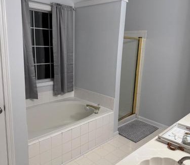 Marietta House | Quiet Cul-de-Sac Escape near Truist Park