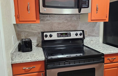 Palatka House | Quiet Home Near Downtown