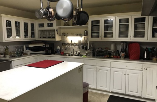 Heber Springs House | Quiet, spacious, secluded hideaway for the entire family (and then some).
