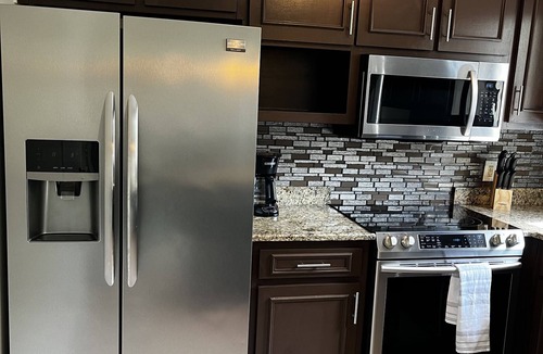 Opelika House | Quiet Townhome just blocks from downtown Opelika, and minutes from everything!
