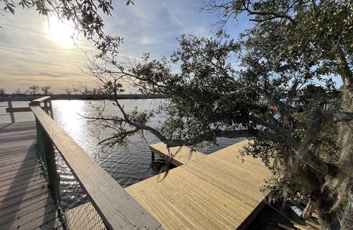 Pearlington House | Quiet Waterfront camp15 minutes from Bay St. Louis. EXCELLENT family Reunions!