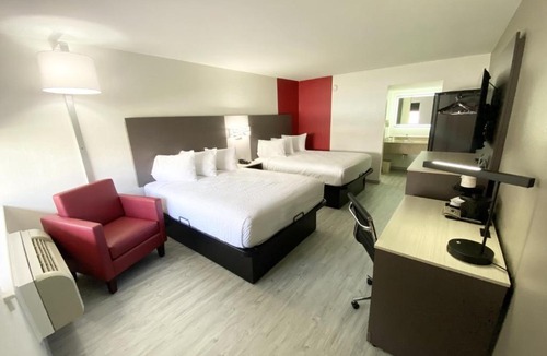 Skyland Park Hotel | Ramada by Wyndham Tuscaloosa