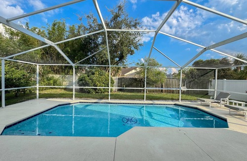 Bridgewater Crossing House | Recently Renovated Pool Home Near WDW