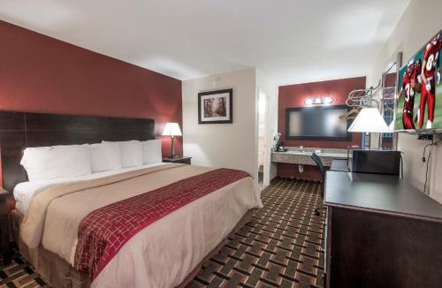 Mobile Hotel | Red Roof Inn Mobile - Midtown