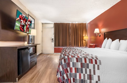 Montgomery Hotel | Red Roof Inn Montgomery - Midtown