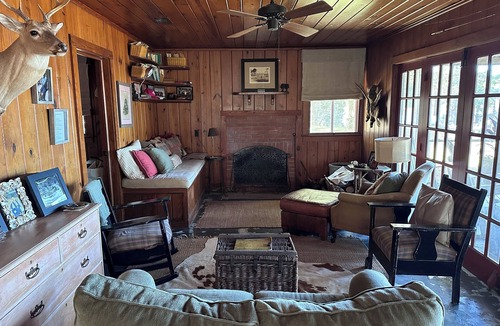 Foley Cabin | Redfish Retreat-cabin w large boathouse - 2 acres on magnificent Magnolia River!