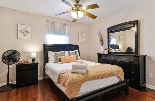 Saint Roch House | Refined NOLA Mansion w/ Parking, Patio & Balconies