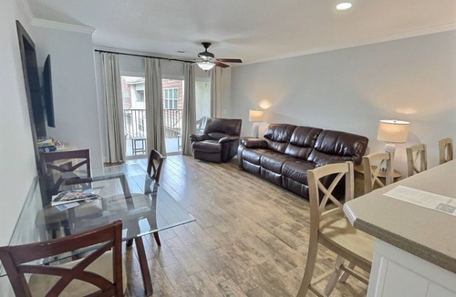 Alexander City Condo | Relax and unwind in this top floor updated 3 bedroom condo on Lake Martin