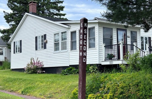 Eagle Harbor Cottage | Relax at our Cozy Cottage in the heart of Eagle Harbor