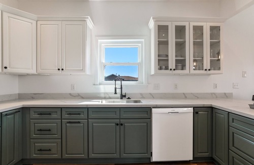 Slidell House | Relax at our lake house just 20 minutes to New Orleans!
