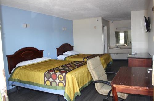 Canton Hotel | Relax Inn Canton