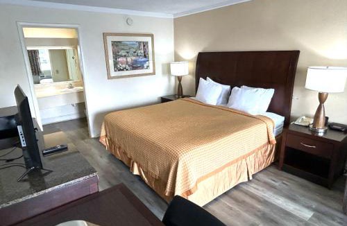 Perry Hotel | Relax Inn Perry National Fairgrounds Area I-75