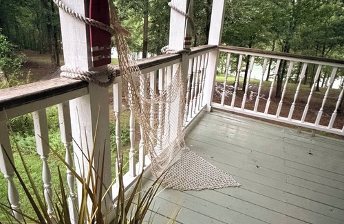 Russellville House | Relax & Unwind at This Beautiful 4-Bedroom Lake House Russellville