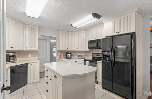 Navarre House | Relaxing 3BR Oasis with Pool – 5 Miles to Beach!