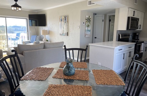 Ormond-by-the-Sea Condo | Remodeled Beach Oasis