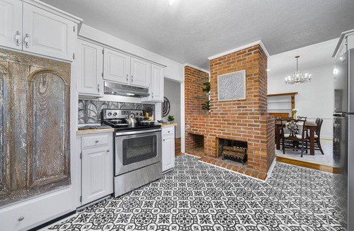 Warm Springs House | Remodeled Historical Home in Downtown Warm Springs