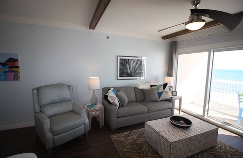 Gulf Shores Condo | Renovated 2 BR West Corner Caribbean #604
