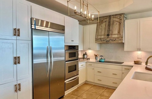 Orange Beach East Condo | Renovated Caribe Penthouse 3/3 Sleeps 12