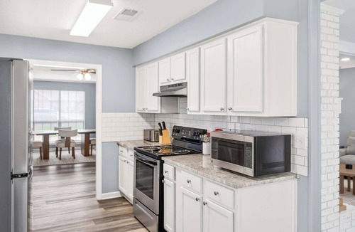 Gunter Afs House | Renovated Family Home with Game Room & BBQ