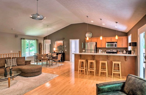 Winchester House | Resort Home on a Secluded Cove - Steps to Lake!