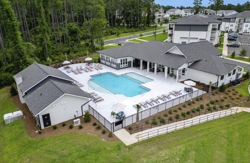 Northside House | Resort Style Luxury Townhome with Garage POOL, 1st Floor Bedroom, Gym!