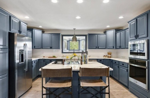 Shoreline Park House | Restful Retreat with Heated Pool & Game Room
