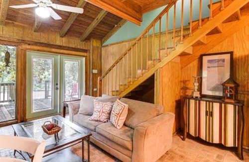 Fairhope House | Riverfront Angler's Cabin in Fairhope w/Deck!