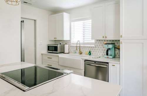 Satsuma House | Riverfront Cottage Retreat with 2 Docks + Scenic Views on the St. John’s River!