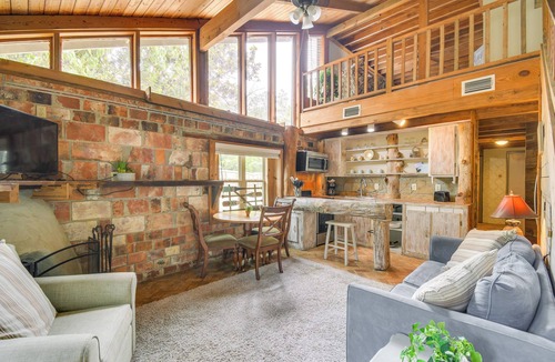 Fairhope House | Riverfront Deck: Outdoor Retreat in Fairhope!