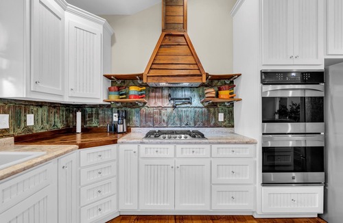 Columbus House | Riverside Getaway, Columbus, Fishing