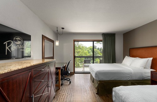 Grants Pass Hotel | Riverside Inn