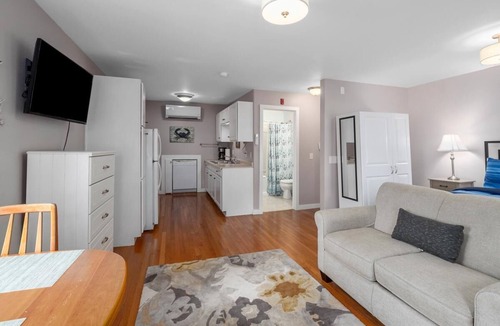 Saugatuck Apartment | Riverview apt. in heart of downtown Saugatuck!