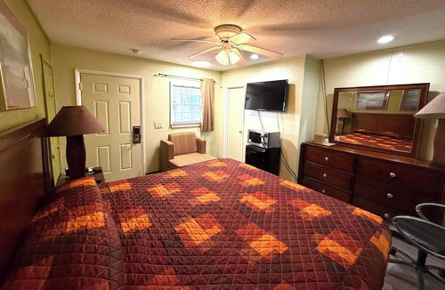 Elba Hotel | Riviera Motel Elba Near Enterprise US 84