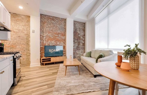 Arts/Warehouse District Apartment | Roami at Churchill | 2 Bedroom