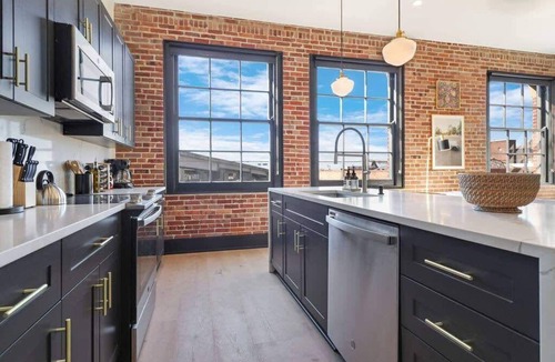 Arts/Warehouse District House | Roami at The Lola | Near Bourbon St. | 3 Bedroom