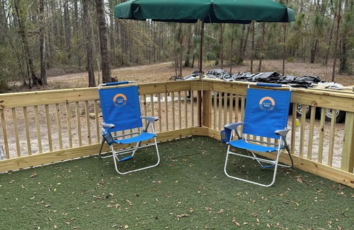 Mayo House | Robbins Nest 1 is a cozy RV with 1 bedroom in fantastic Mayo, FL.