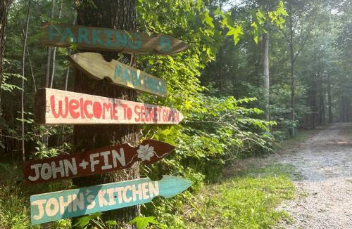 Lake Oconee Other | Romantic Bell Tent Retreat in Georgia’s Enchanted Forest near Lake Oconee