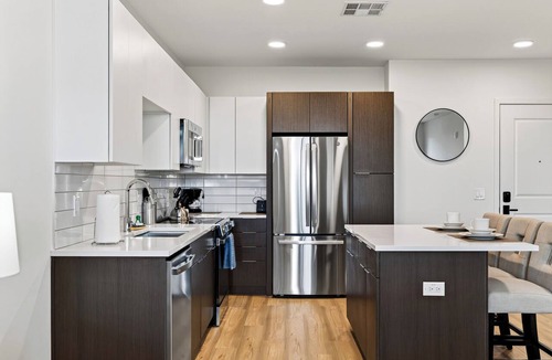 Desert Ridge Condo | Rooftop Pool + Gym + Sauna + Spa | Desert Ridge + TPC Golf | Azur by AvantStay