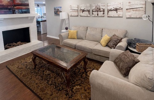 Columbus House | ROOMS FOR RENT IN A FURNISHED HOME MARBLE LANDING CRASH PAD - TDY/UPT/students