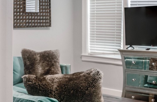 Fondren House | Royal Chateau in the heart of Fondren!