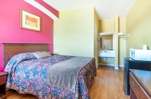 Ruleville Hotel | Ruleville Inn By OYO