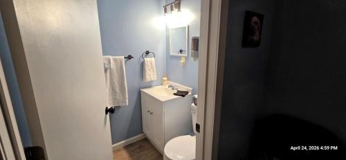 Board Camp House | Rustic Nature Cabin with Relaxing Accessible Stay in Mena, Arkansas