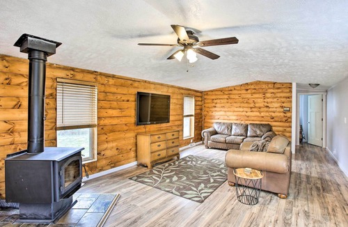 Harrietta Cabin | Rustic Retreat w/ Views: Hunt, Hike & Fish!